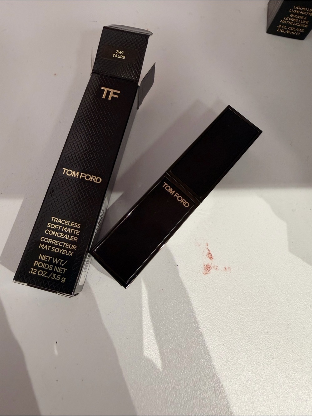 Tom Ford Traceless Soft Matte Concealer - Taupe 2w1. New